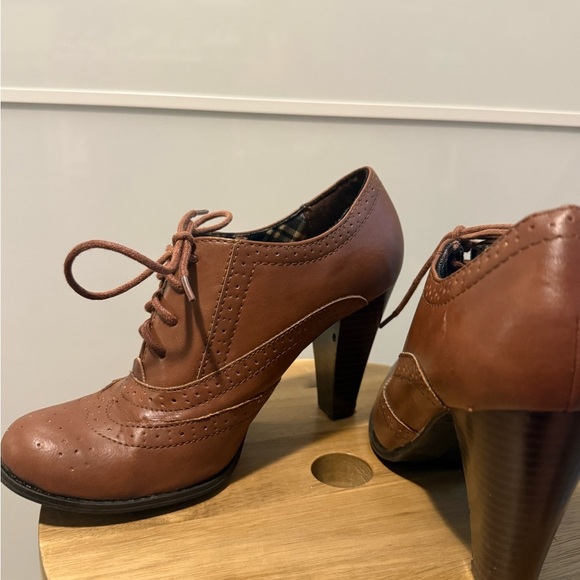 American Eagle 🦅 Brown Women's Oxford Shoes - Picture 4 of 8